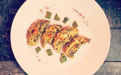 Volaille au yaourt, paprika, sésame noir