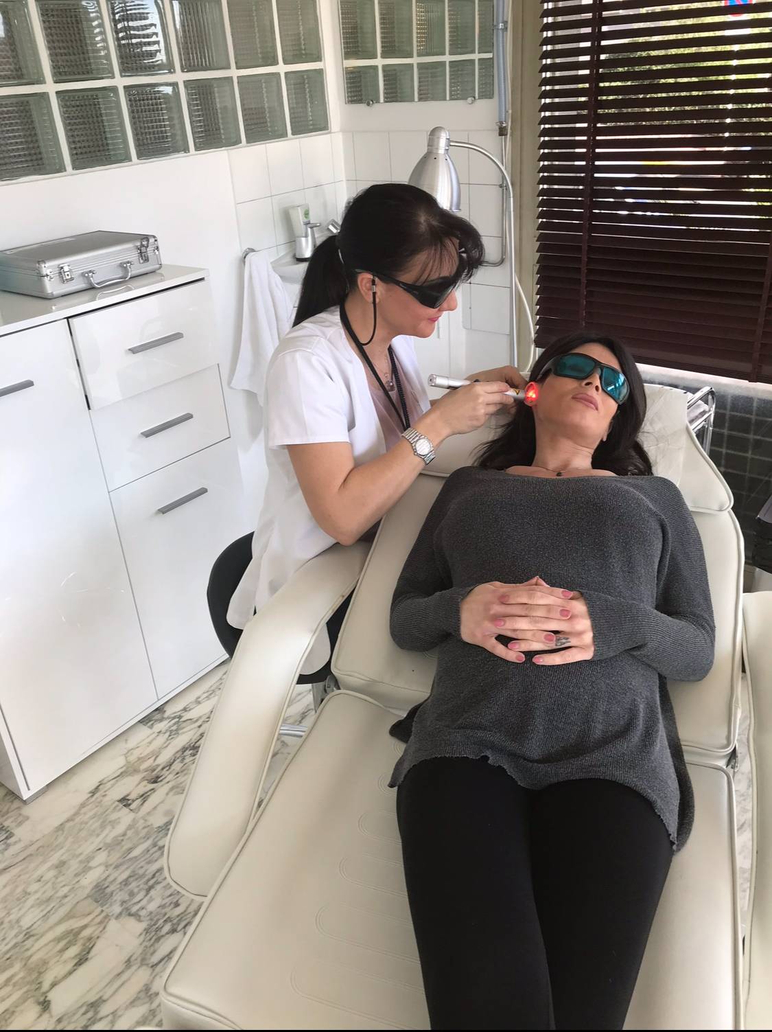 Séance arrêt tabac be-Harmony laser arrêter de fumer Séance arrêt tabac be-Harmony laser arrêter de fumer